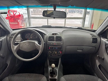 Hyundai Accent, 2009г, передний привод, механика