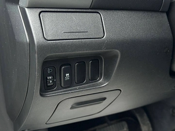 Peugeot 4007, 2011г, полный привод, вариатор