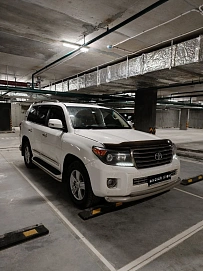 Toyota Land Cruiser, 2014г, полный привод, автомат