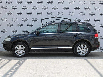 Volkswagen Touareg, 2005г, полный привод, автомат