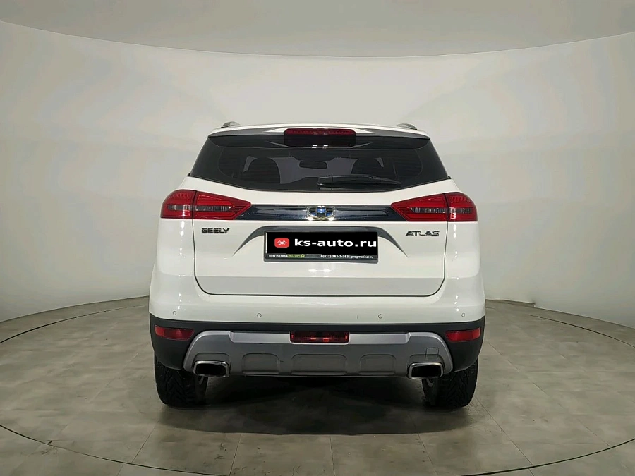 Geely Atlas, 2019г., передний привод, автомат