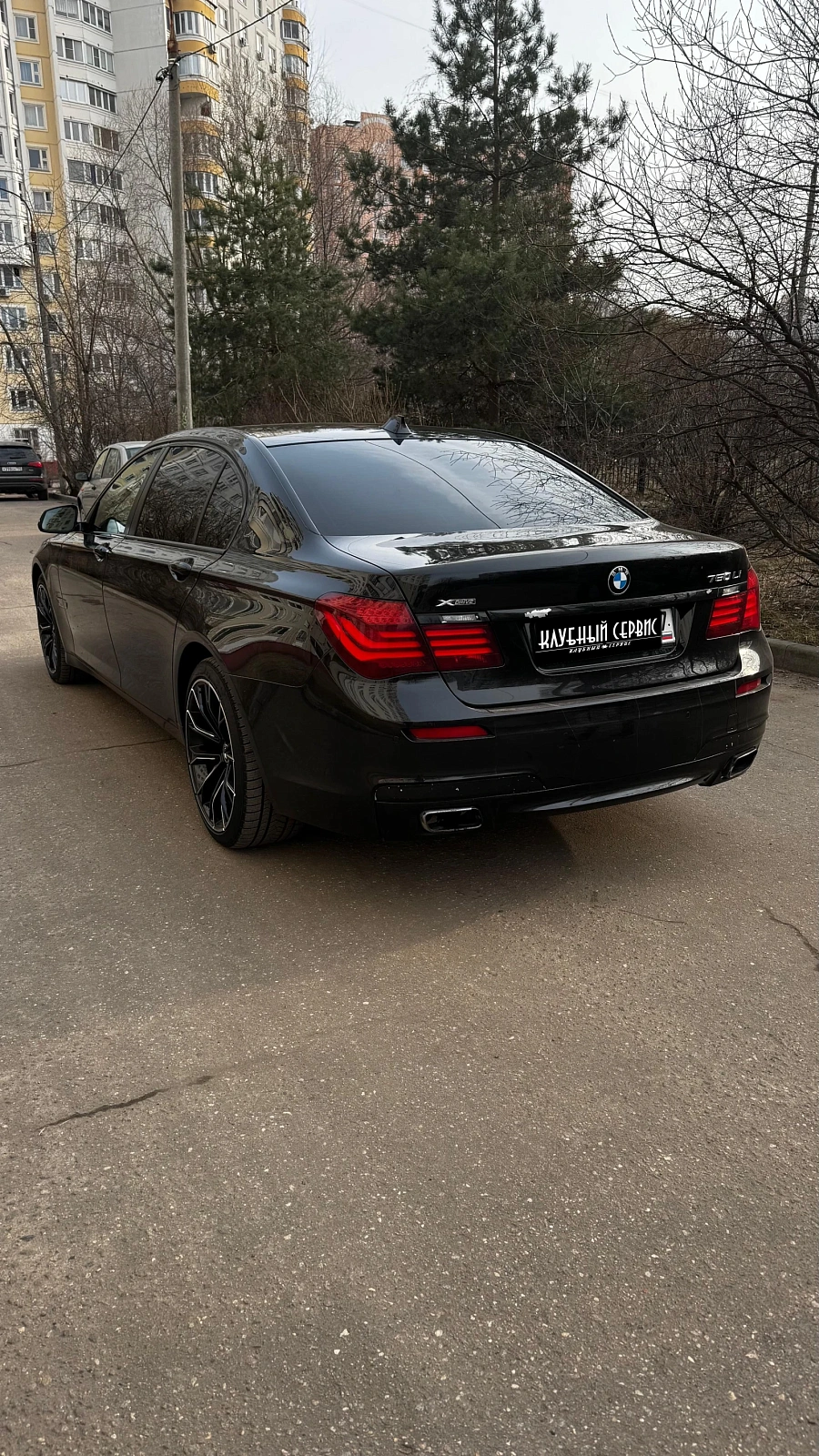 BMW 7 серии, 2012г., полный привод, автомат