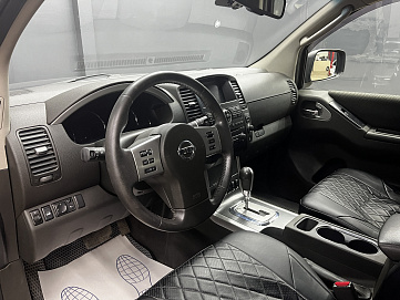 Nissan Pathfinder, 2011г, полный привод, автомат