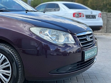 Hyundai Elantra, 2009г, передний привод, механика