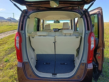 Honda N-BOX, 2017г, передний привод, вариатор