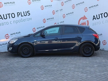 Opel Astra, 2010г, передний привод, автомат