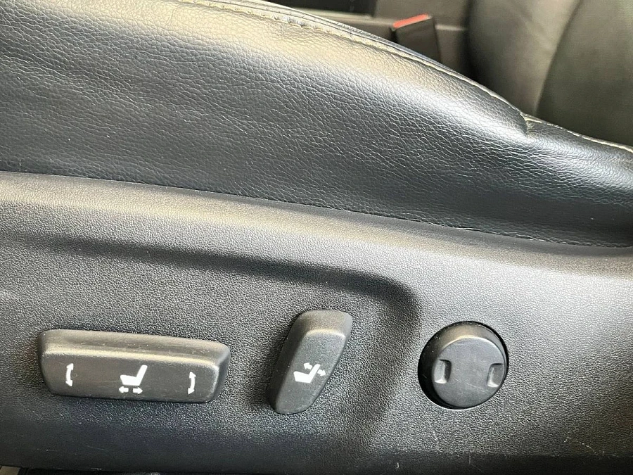 Toyota Camry, 2017г., передний привод, автомат