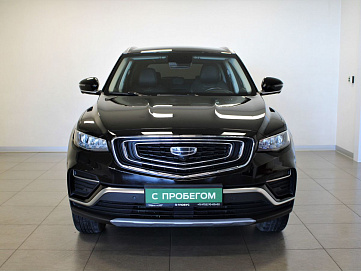 Geely Atlas Pro, 2022г, передний привод, автомат