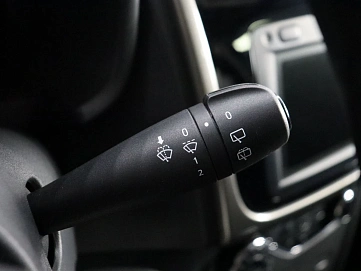 Renault , 2021г., передний привод, автомат