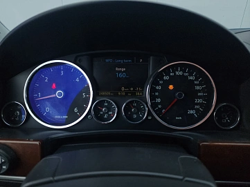 Volkswagen Touareg, 2007г, полный привод, автомат