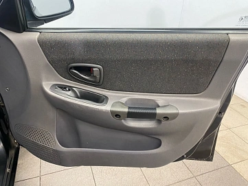 Hyundai Accent, 2001г, передний привод, механика