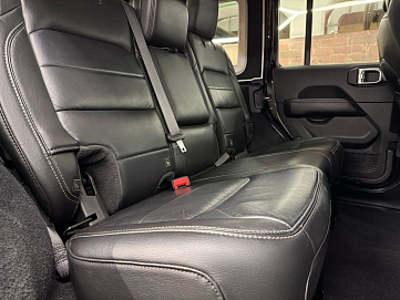 Jeep Wrangler, 2018г, полный привод, автомат