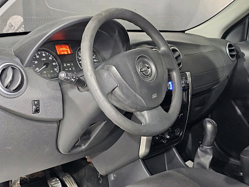 Nissan Almera, 2018г, передний привод, механика