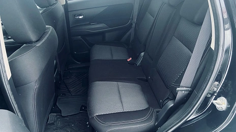 Mitsubishi Outlander, 2019г, передний привод, вариатор