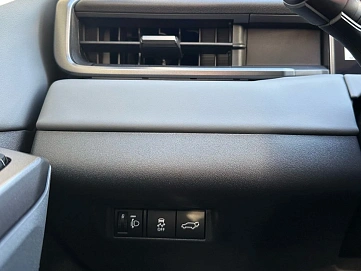 Toyota RAV4, 2025г, полный привод, вариатор