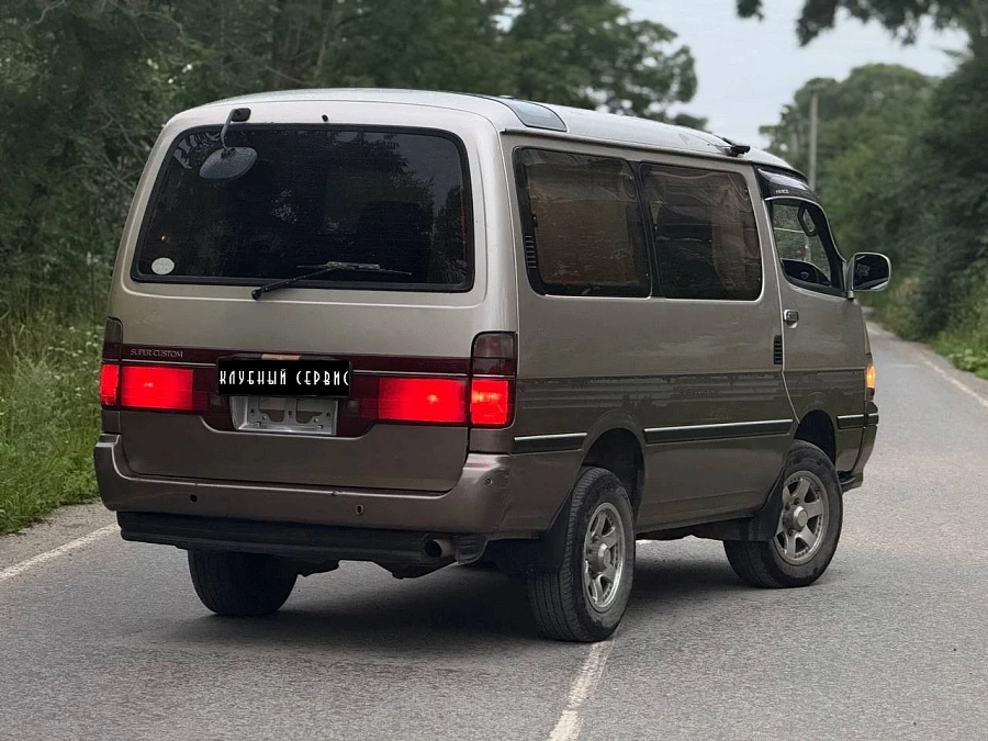Toyota HiAce, 1994г., полный привод, автомат
