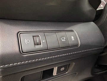 Hyundai Santa Fe, 2021г, полный привод, робот