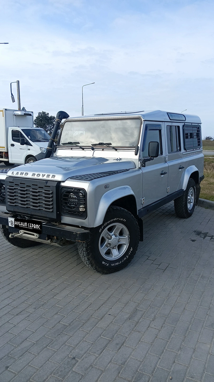 Land Rover Defender, 2013г., полный привод, механика