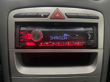 Peugeot 308, 2011г, передний привод, автомат