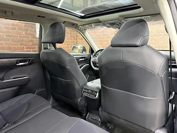 Toyota Highlander, 2025г, полный привод, автомат