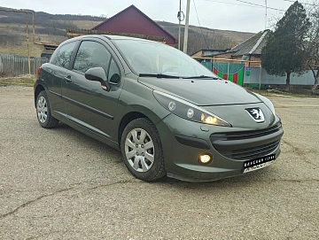 Peugeot 207, 2008г, передний привод, механика