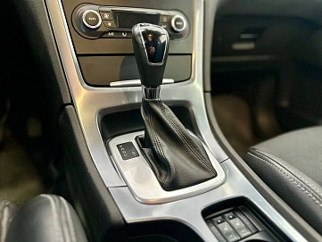 Ford Mondeo, 2012г, передний привод, робот