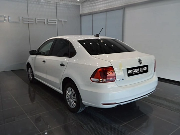 Volkswagen Polo, 2018г, передний привод, механика