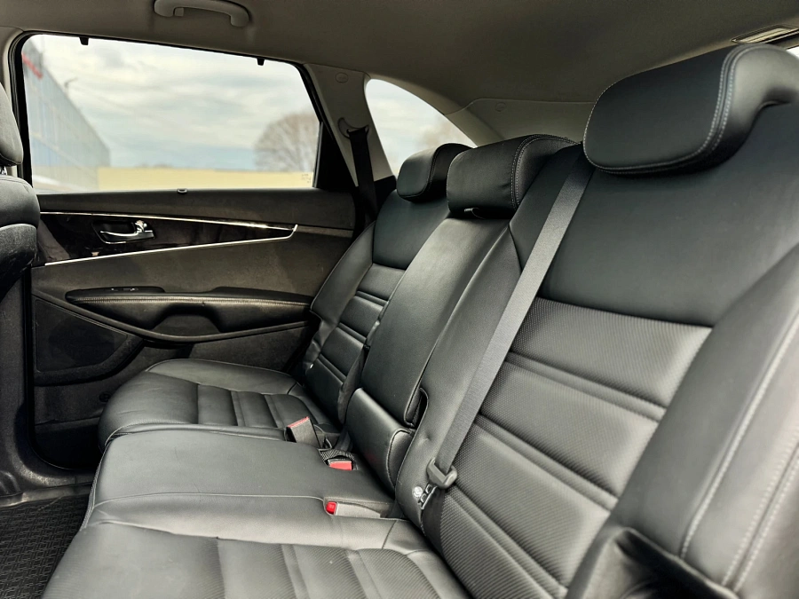 Kia Sorento, 2016г., полный привод, автомат