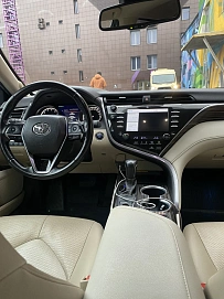 Toyota Camry, 2020г, передний привод, автомат
