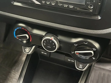 Kia Rio, 2019г, передний привод, автомат