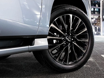 Infiniti QX80, 2025г, полный привод, автомат