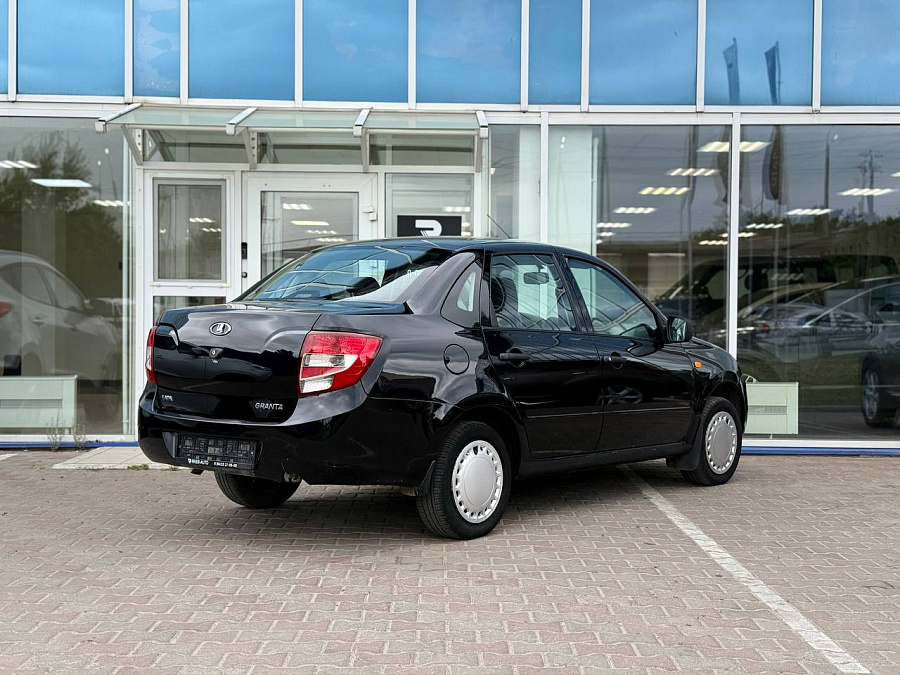 Lada (ВАЗ) Granta, 2012г., передний привод, механика