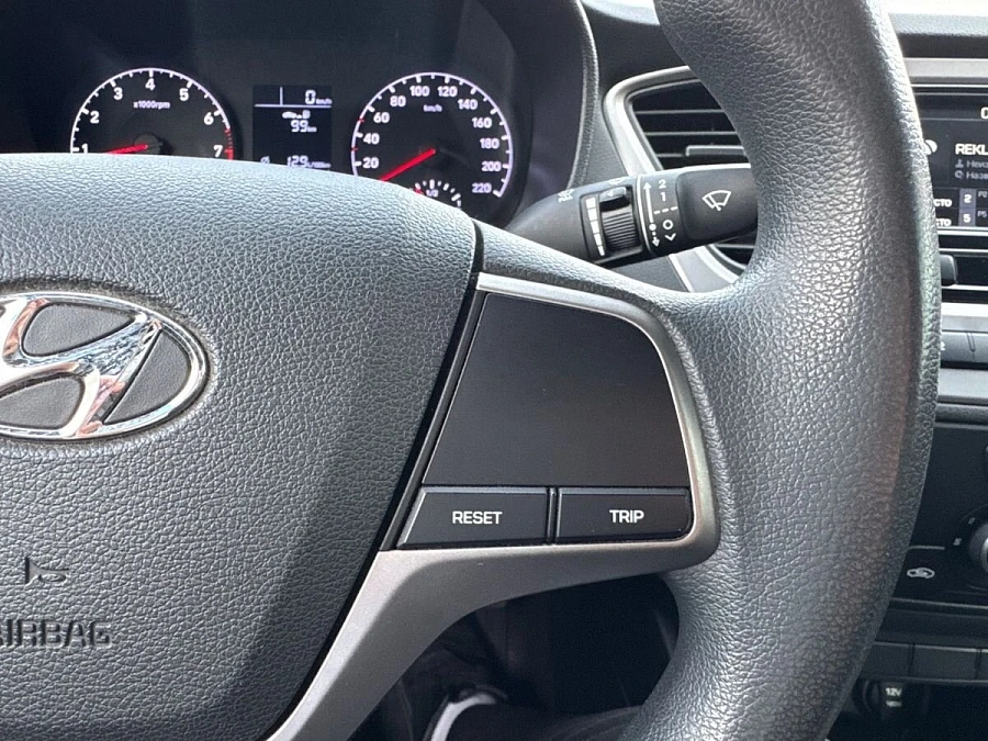 Hyundai Solaris, 2018г., передний привод, механика