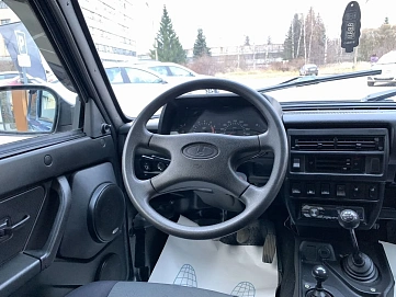Lada (ВАЗ) Niva Legend, 2013г, полный привод, механика