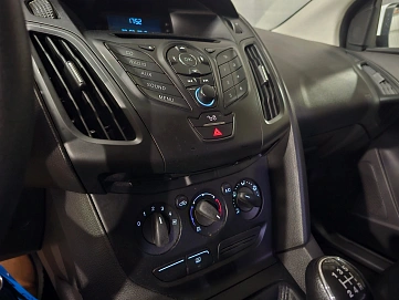 Ford Focus, 2012г, передний привод, механика