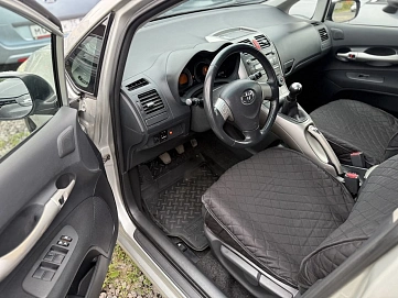 Toyota Auris, 2007г, передний привод, механика