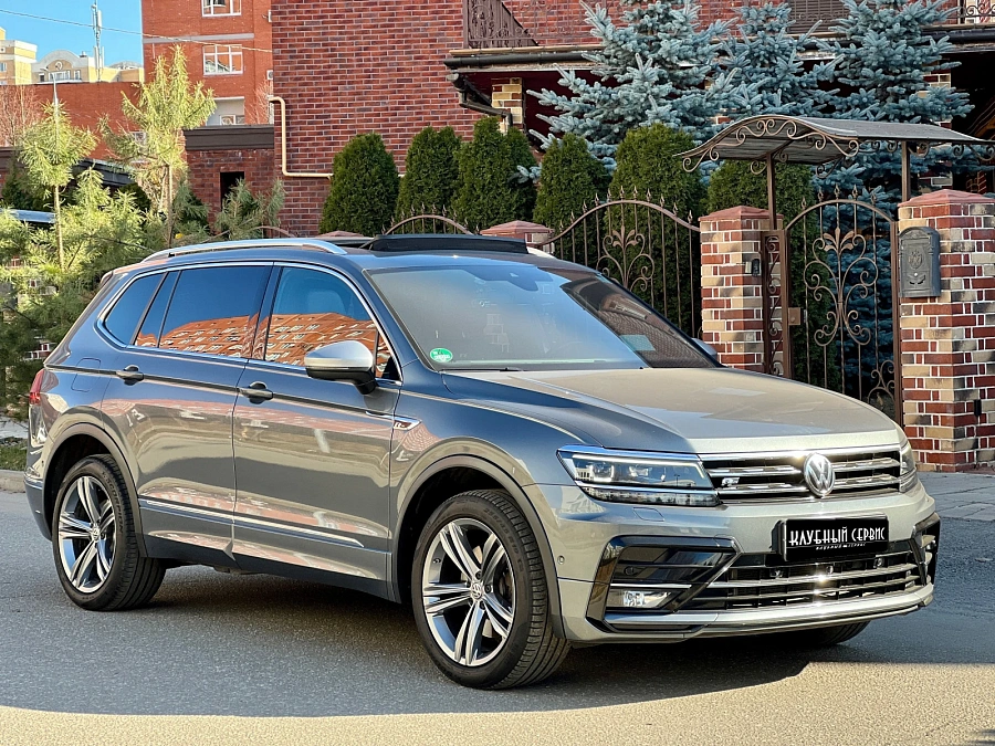 Volkswagen Tiguan, 2019г., полный привод, робот