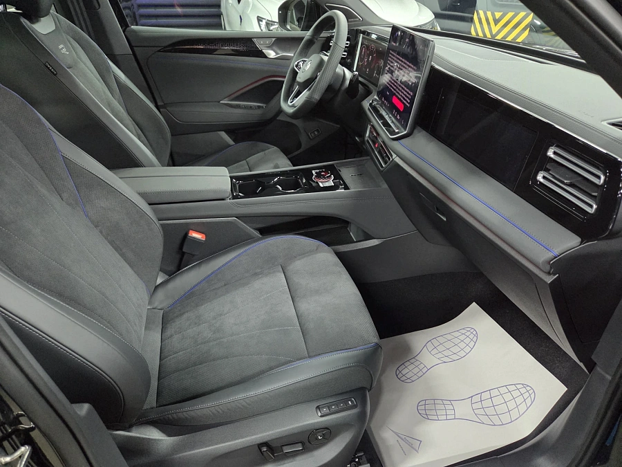 Volkswagen Tiguan, 2026г., полный привод, робот