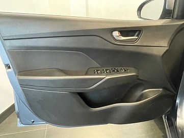 Hyundai Solaris, 2017г, передний привод, автомат