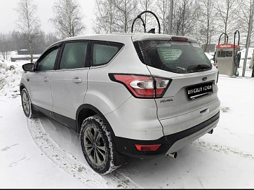 Ford Kuga, 2018г, передний привод, автомат