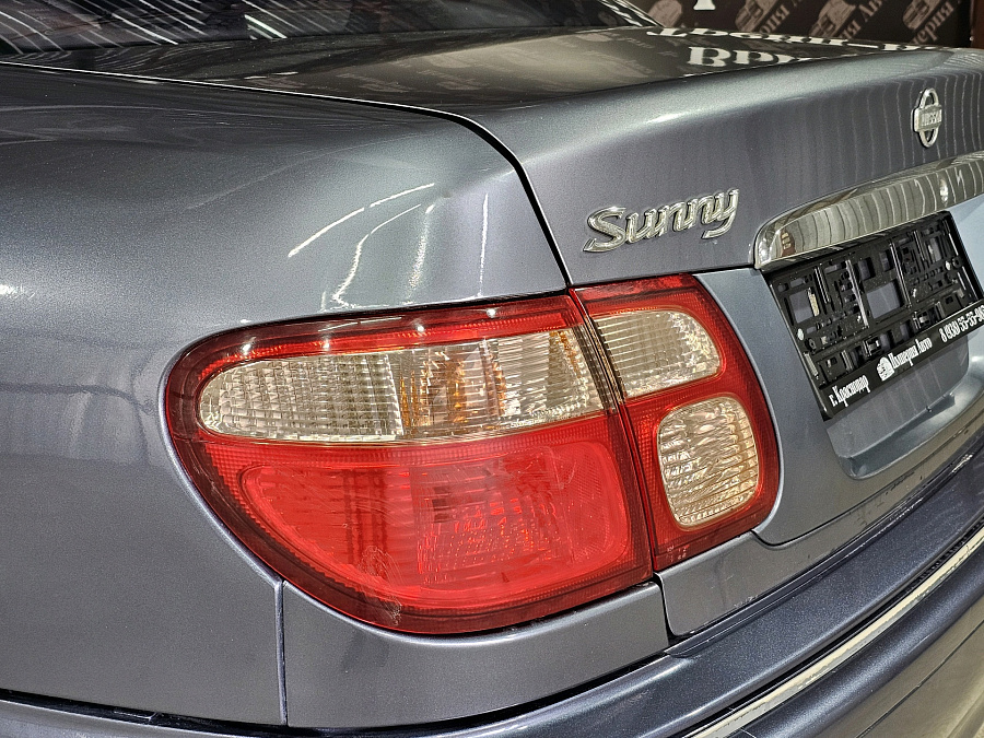 Nissan Sunny, 2003г., передний привод, автомат