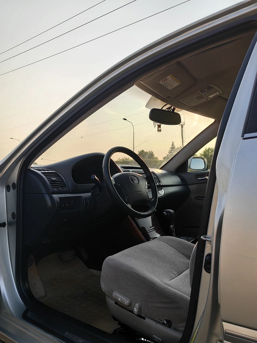 Toyota Camry, 2005г., передний привод, автомат