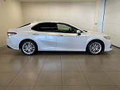 Toyota Camry, 2018г., передний привод, автомат