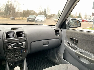 Hyundai Accent, 2005г, передний привод, механика