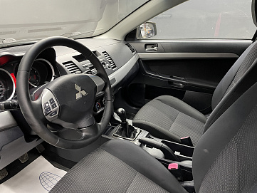 Mitsubishi Lancer, 2007г, передний привод, механика