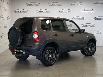Chevrolet Niva, 2013г, передний привод, механика