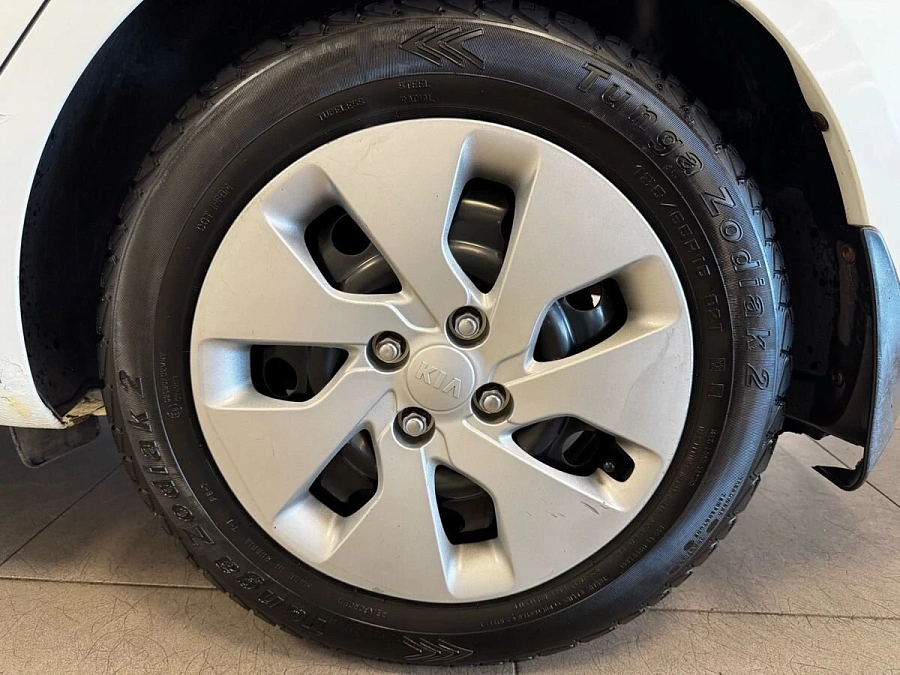 Kia Rio, 2013г., передний привод, механика