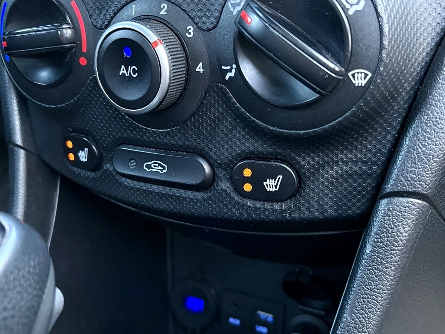 Hyundai Solaris, 2016г., передний привод, автомат