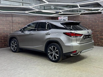 Lexus RX, 2021г, полный привод, автомат