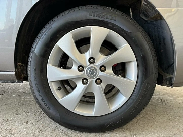 Suzuki Landy, 2012г, передний привод, автомат